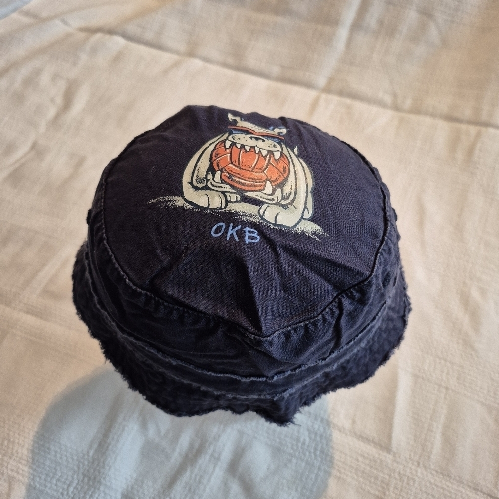 Oshkosh boys bucket hat 2T-4T blue with bulldog on top VGUC minor fade